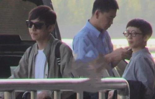 娱乐圈吃瓜者,揭秘明星幕后真相与八卦传闻 第3张 娱乐圈吃瓜者,揭秘明星幕后真相与八卦传闻 第3张